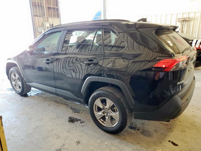2T3W1RFV6NC193838 - 2022 TOYOTA RAV4 XLE BLACK photo 2
