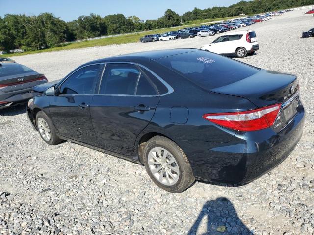 4T1BF1FK7HU285236 - 2017 TOYOTA CAMRY LE BLUE photo 2