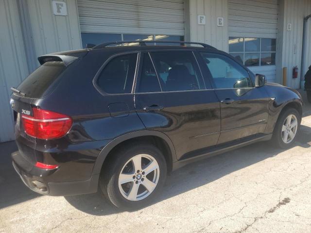 5UXZW0C57BL369015 - 2011 BMW X5 XDRIVE35D BLACK photo 3