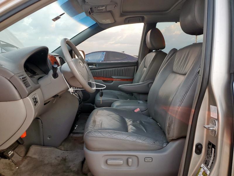 5TDYK4CC4AS298318 - 2010 TOYOTA SIENNA XLE 灰色 照片 7