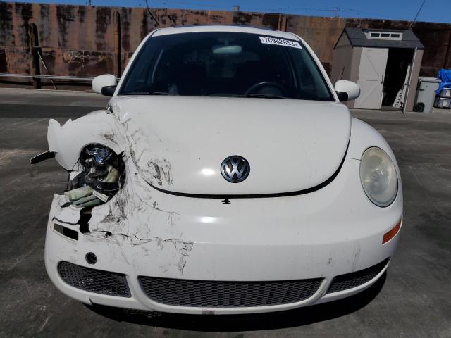 3VWRW3AG3AM021973 - 2010 VOLKSWAGEN NEW BEETLE WHITE photo 5