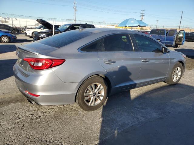 5NPE24AF7HH551955 - 2017 HYUNDAI SONATA SE 银色 照片 3