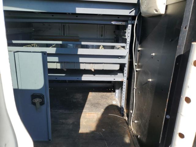 1GCWGFCA2D1904090 - 2013 CHEVROLET EXPRESS G2 WHITE photo 10