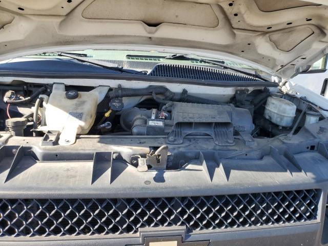 1GCWGFCA2D1904090 - 2013 CHEVROLET EXPRESS G2 WHITE photo 11