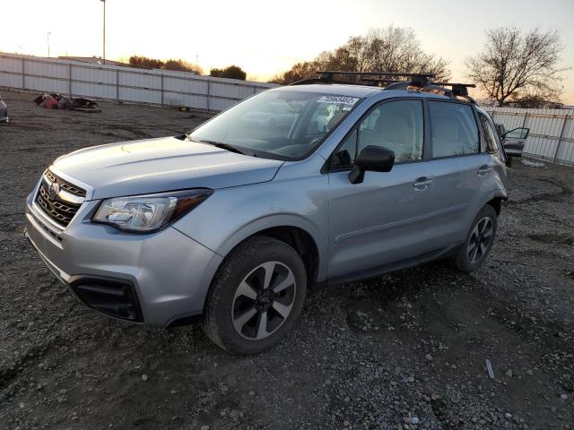 JF2SJABC0JH450142 - 2018 SUBARU FORESTER 2.5I SILVER photo 1