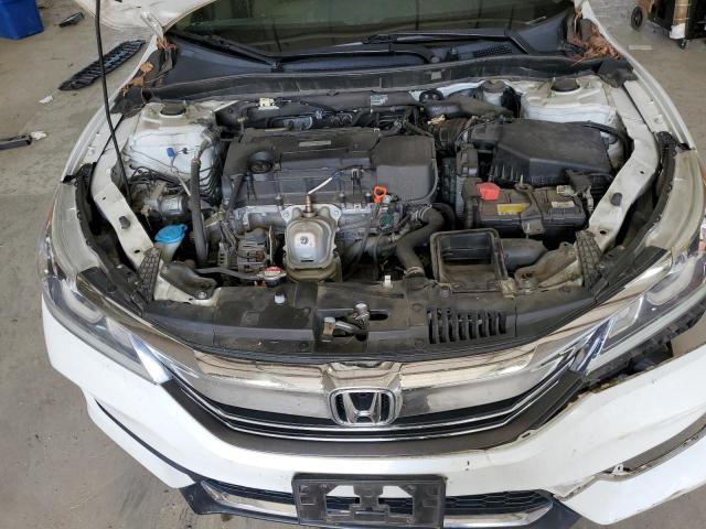 1HGCR2F32HA084197 - 2017 HONDA ACCORD LX WHITE photo 11