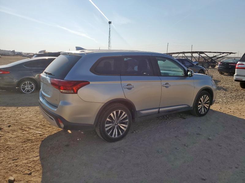 JA4AD3A39LZ044088 - 2020 MITSUBISHI OUTLANDER SE SILVER photo 3