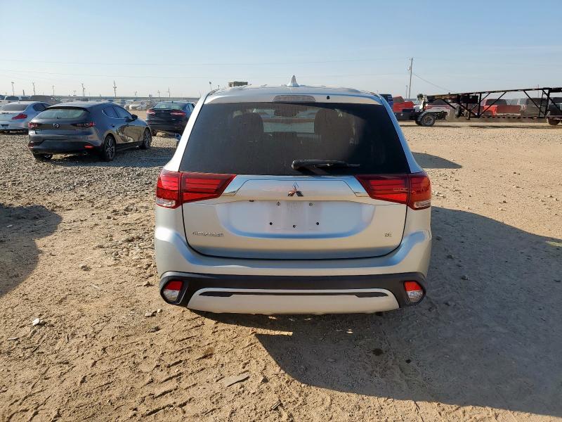 JA4AD3A39LZ044088 - 2020 MITSUBISHI OUTLANDER SE SILVER photo 6