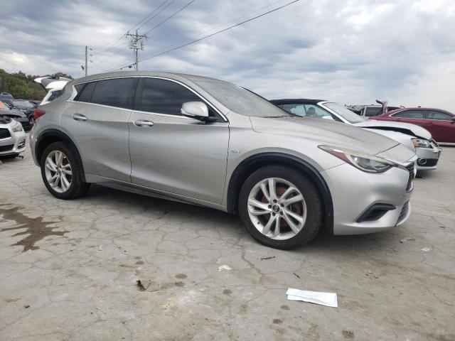 SJKCH5CP5HA023871 - 2017 INFINITI QX30 BASE SILVER photo 4