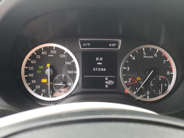 SJKCH5CP5HA023871 - 2017 INFINITI QX30 BASE SILVER photo 9