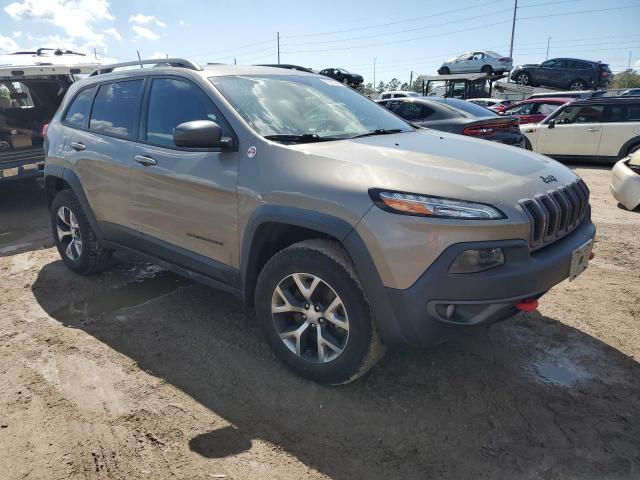 1C4PJMBB9HW656952 - 2017 JEEP CHEROKEE TRAILHAWK TAN photo 4