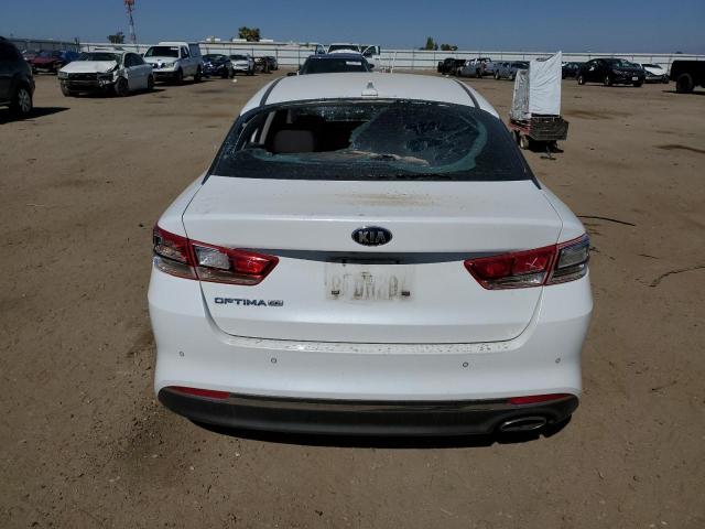 5XXGT4L32JG230495 - 2018 KIA OPTIMA LX WHITE photo 6