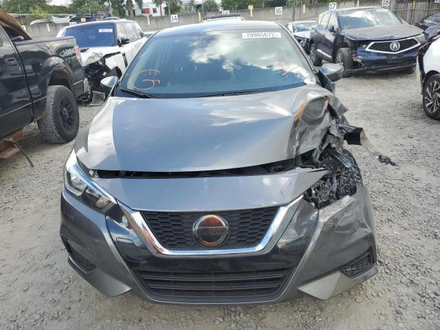 3N1CN8EV5ML832866 - 2021 NISSAN VERSA SV GRAY photo 5