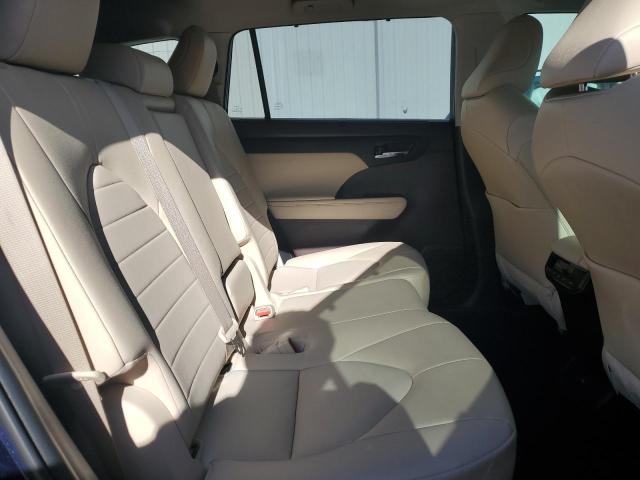 5TDHZRBH9NS200038 - 2022 TOYOTA HIGHLANDER XLE BLUE photo 10