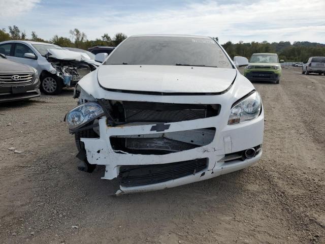1G1ZE5E02AF139701 - 2010 CHEVROLET MALIBU LTZ თეთრი ფოტო 5