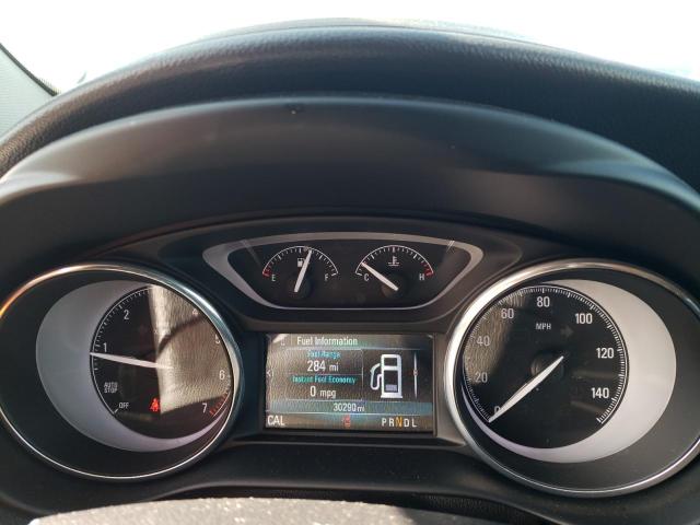 LRBFX2SA6LD031241 - 2020 BUICK ENVISION ESSENCE WHITE photo 9