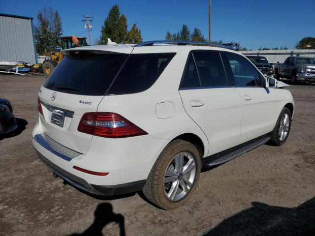 4JGDA5HB4DA221159 - 2013 MERCEDES-BENZ ML 350 4MATIC WHITE photo 3