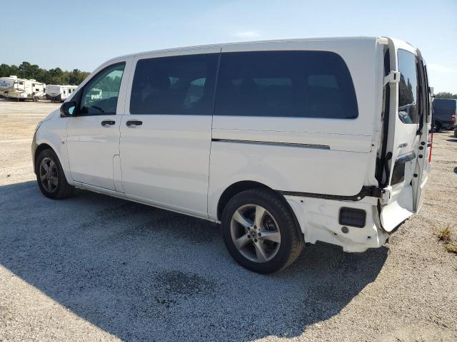 W1WV0FEY0P4219118 - 2023 MERCEDES-BENZ METRIS WHITE photo 2