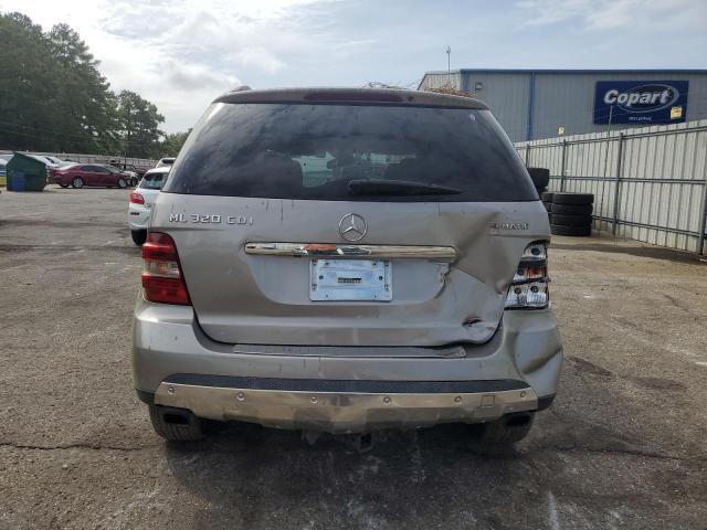 4JGBB22E28A338590 - 2008 MERCEDES-BENZ ML 320 CDI SILVER photo 6