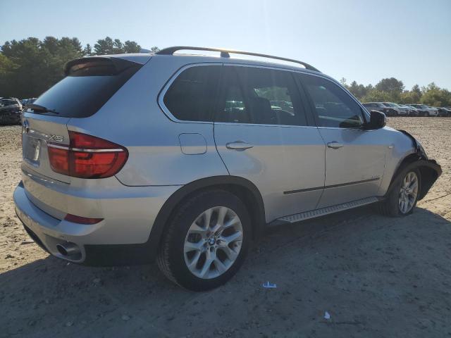 5UXZV4C5XD0G50050 - 2013 BMW X5 XDRIVE35I SILVER photo 3