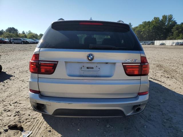 5UXZV4C5XD0G50050 - 2013 BMW X5 XDRIVE35I SILVER photo 6