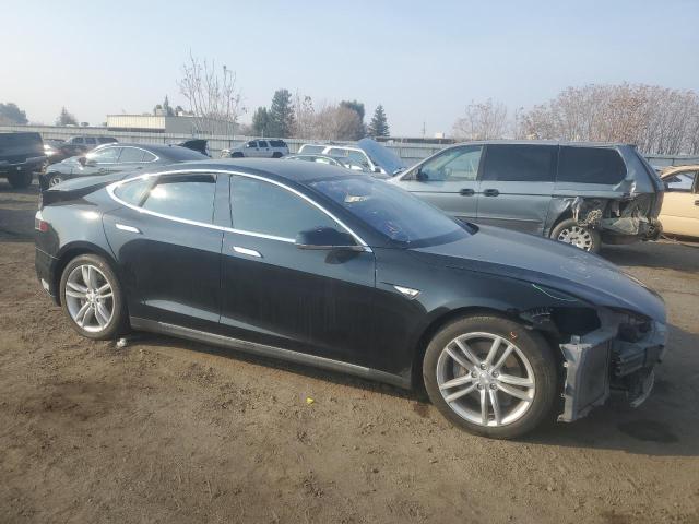 5YJSA1CN3DFP08575 - 2013 TESLA MODEL S Սև լուսանկար 4