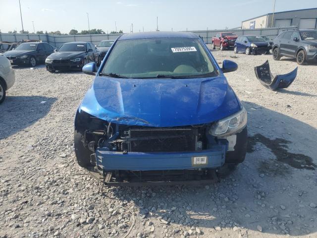 1G1JD5SH0J4105598 - 2018 CHEVROLET SONIC LT Blau Foto 5