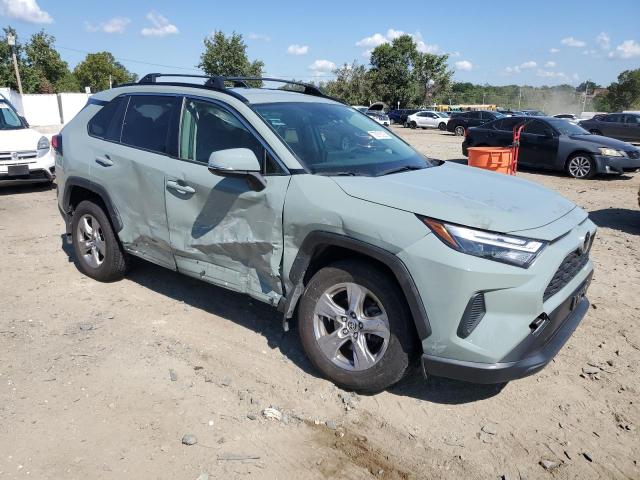 JTMP1RFV7ND087298 - 2022 TOYOTA RAV4 XLE GRAY photo 4