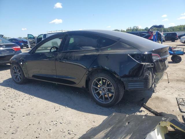 5YJ3E1EB4NF334992 - 2022 TESLA MODEL 3 黑色 照片 2