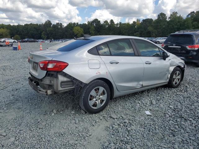 1G1BC5SM9J7206481 - 2018 CHEVROLET CRUZE LS 银色 照片 3