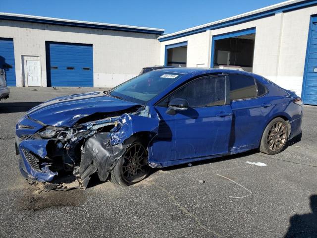 4T1T11AK1PU140055 - 2023 TOYOTA CAMRY SE NIGHT SHADE BLUE photo 1