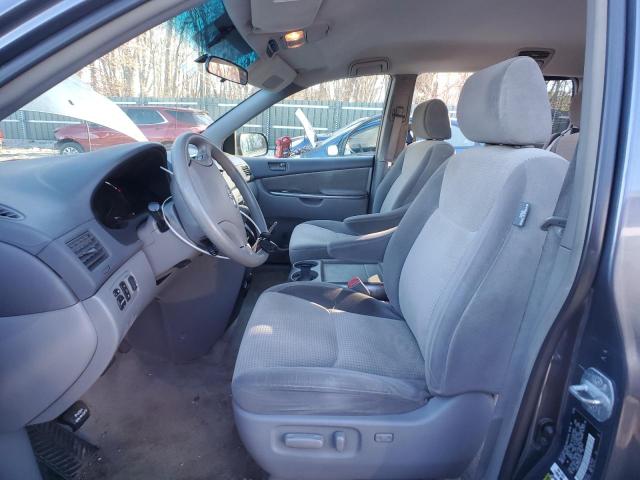 5TDBK23C68S020279 - 2008 TOYOTA SIENNA LE GRAY photo 7