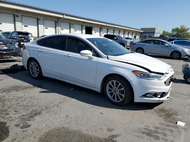 3FA6P0HD2HR153395 - 2017 FORD FUSION SE 白色 照片 4