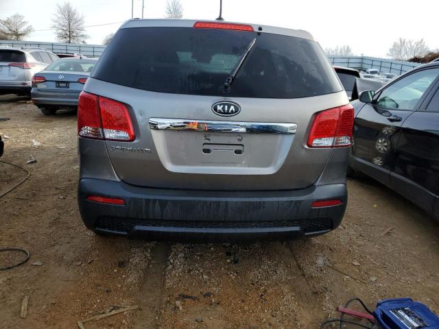 5XYKT3A16BG089644 - 2011 KIA SORENTO BASE CHARCOAL photo 6