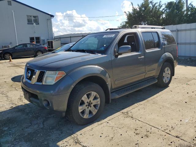 2005 NISSAN PATHFINDER LE, 