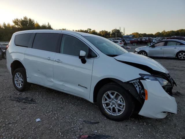 2C4RC1CG8PR550995 - 2023 CHRYSLER VOYAGER LX WHITE photo 4