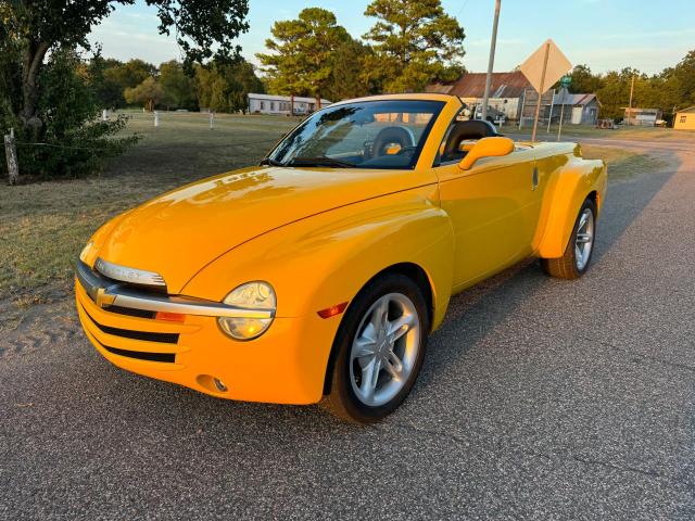 1GCES14P23B102664 - 2003 CHEVROLET SSR YELLOW photo 2