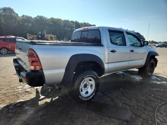 5TFJX4GNXDX023162 - 2013 TOYOTA TACOMA DOUBLE CAB SILVER photo 3