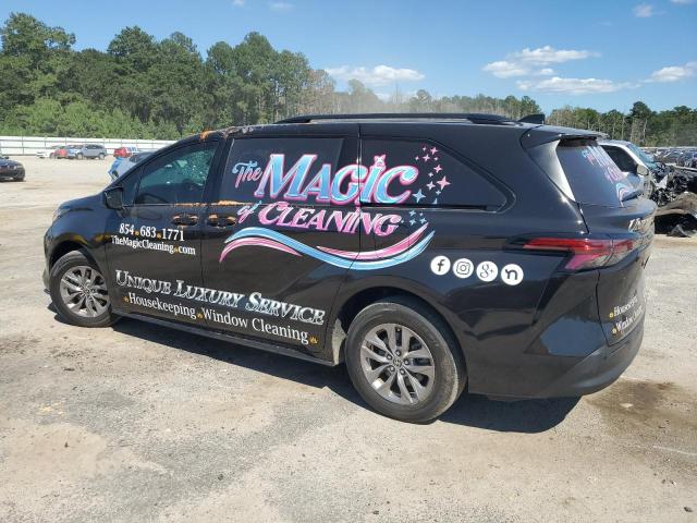 5TDYRKEC4MS063354 - 2021 TOYOTA SIENNA XLE BLACK photo 2