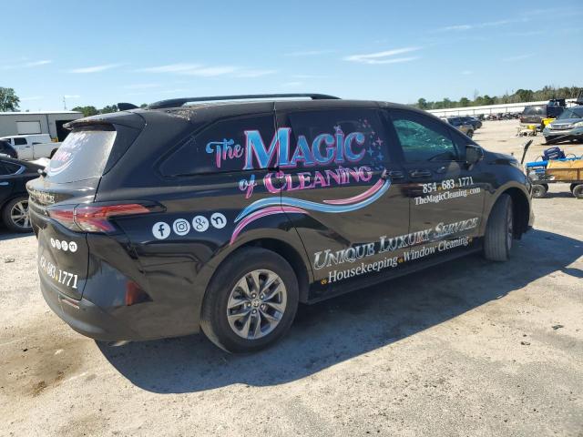 5TDYRKEC4MS063354 - 2021 TOYOTA SIENNA XLE BLACK photo 3