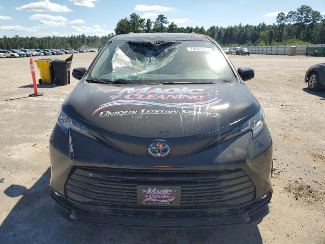 5TDYRKEC4MS063354 - 2021 TOYOTA SIENNA XLE BLACK photo 5