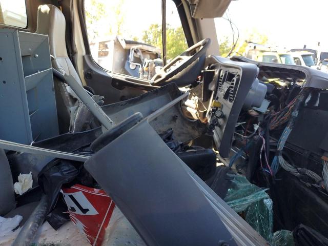 1FVACXCS67DY71977 - 2007 FREIGHTLINER M2 106 MEDIUM DUTY WHITE photo 5