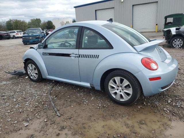 3VWPG3AGXAM026995 - 2010 VOLKSWAGEN NEW BEETLE Blau Foto 2