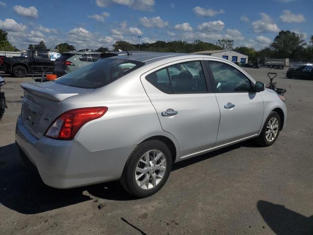3N1CN7AP3JL877494 - 2018 NISSAN VERSA S SILVER photo 3