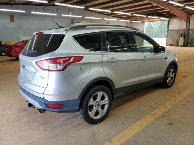 1FMCU9G97FUC06407 - 2015 FORD ESCAPE SE ვერცხლისფერი ფოტო 3