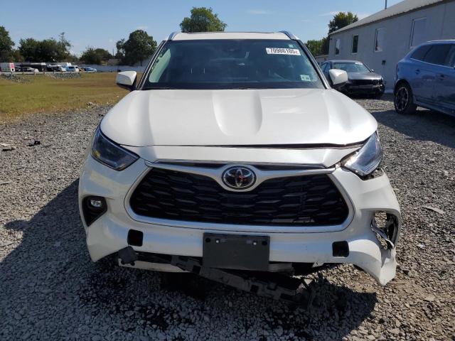 5TDGZRBH9MS128106 - 2021 TOYOTA HIGHLANDER XLE Biały zdjęcie 5