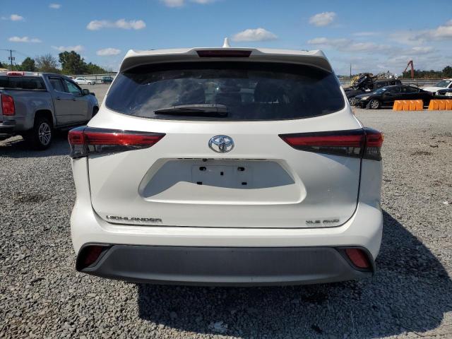 5TDGZRBH9MS128106 - 2021 TOYOTA HIGHLANDER XLE Biały zdjęcie 6