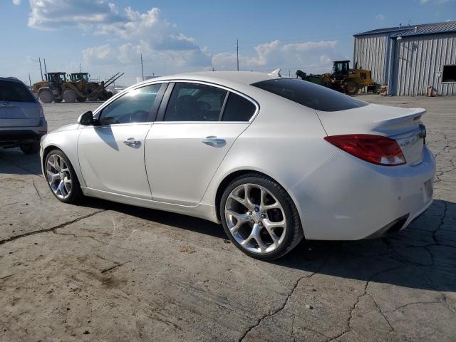 2G4GV5GVXC9205068 - 2012 BUICK REGAL GS WHITE photo 2