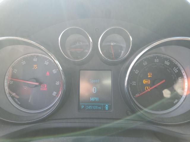 2G4GV5GVXC9205068 - 2012 BUICK REGAL GS WHITE photo 9