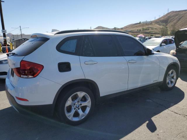 WBAVM1C58FV315953 - 2015 BMW X1 SDRIVE28I WHITE photo 3